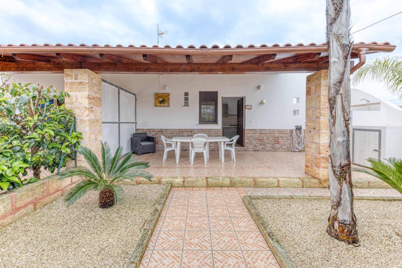 Villetta Climatizzata Mar Torre San Giovanni Ugento Exterior photo